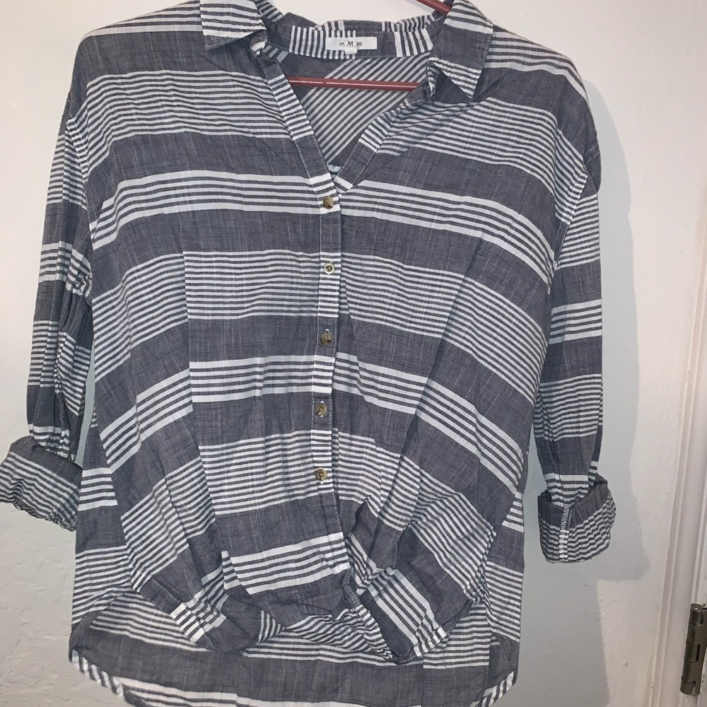 Maurice’s button up top